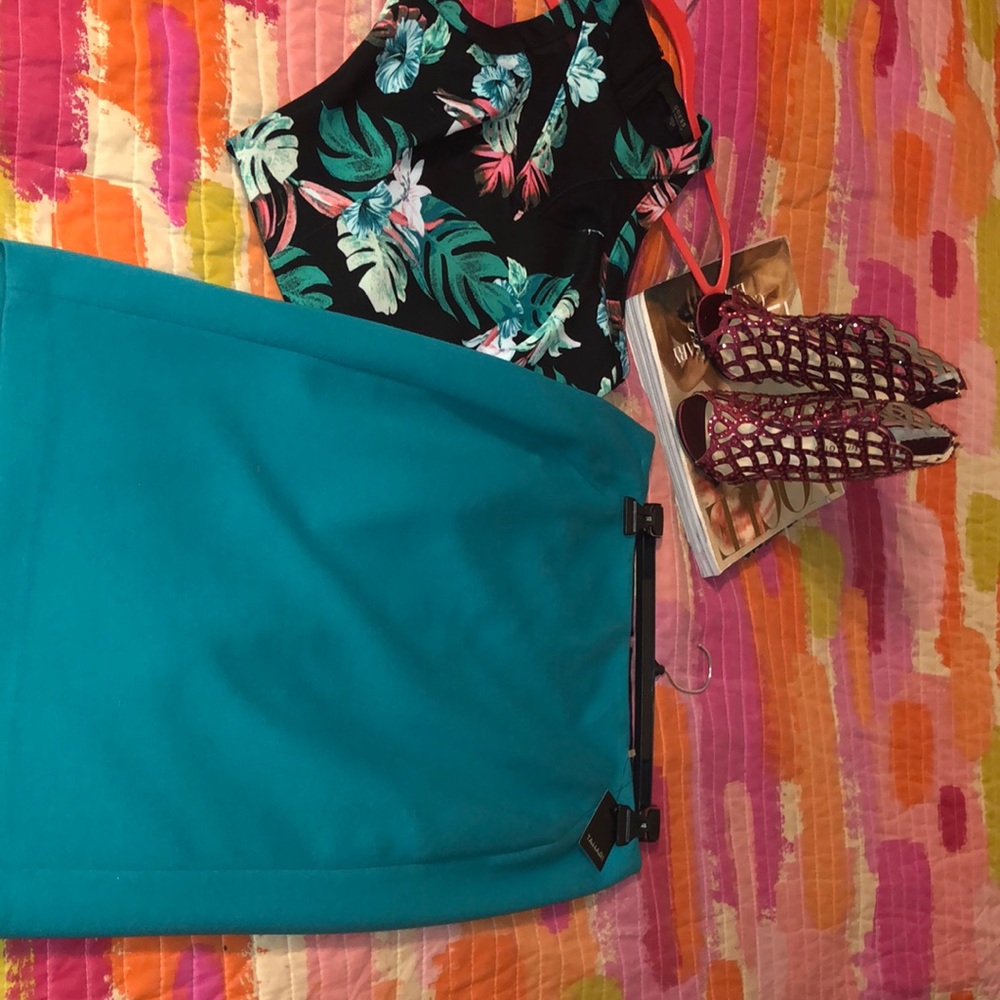 Turquoise Tahari business casual skirt - Picture 3 of 4